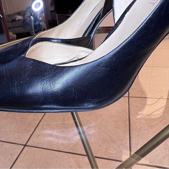 Nine West Black Pointy Toe Pumps - Picture 3 of 12